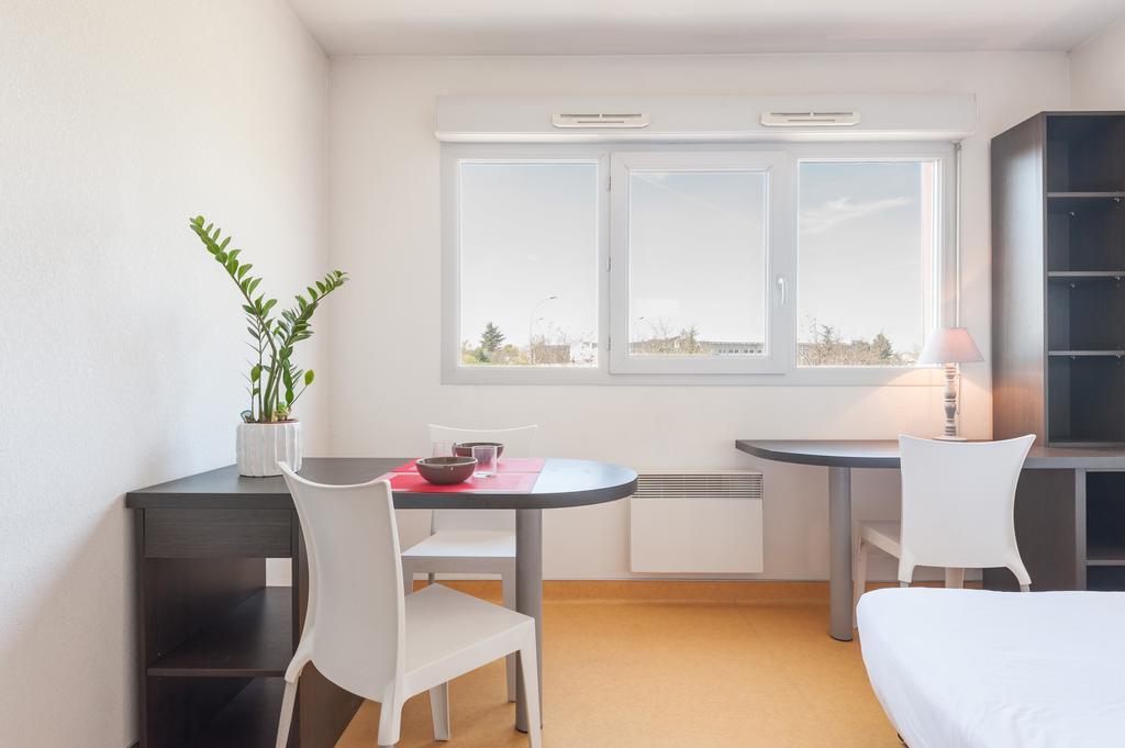 Lyon Aparthotel Marcy-lʼÉtoile